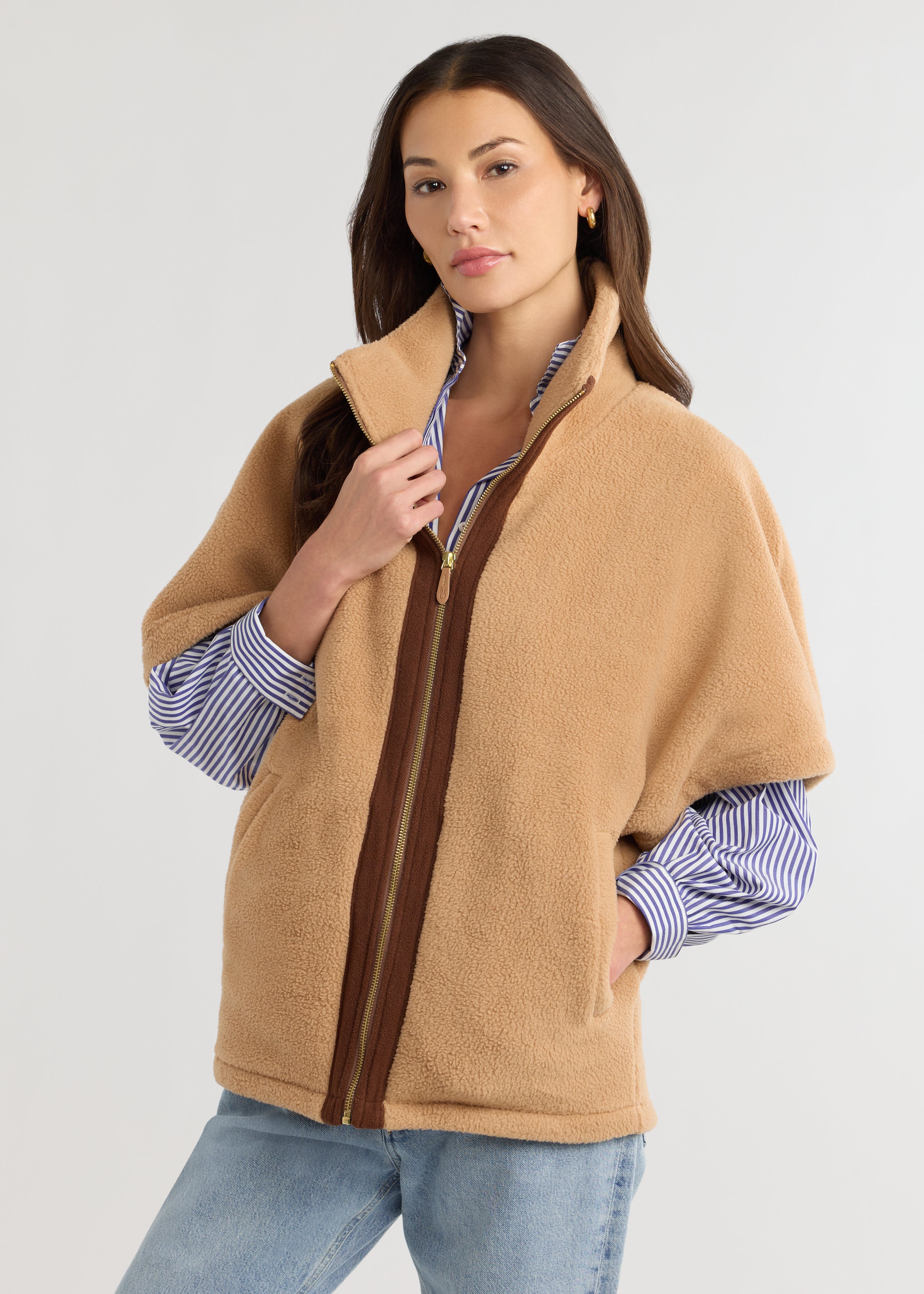 Arlington Poncho in Sherpa Fleece (Camel) – Dudley Stephens