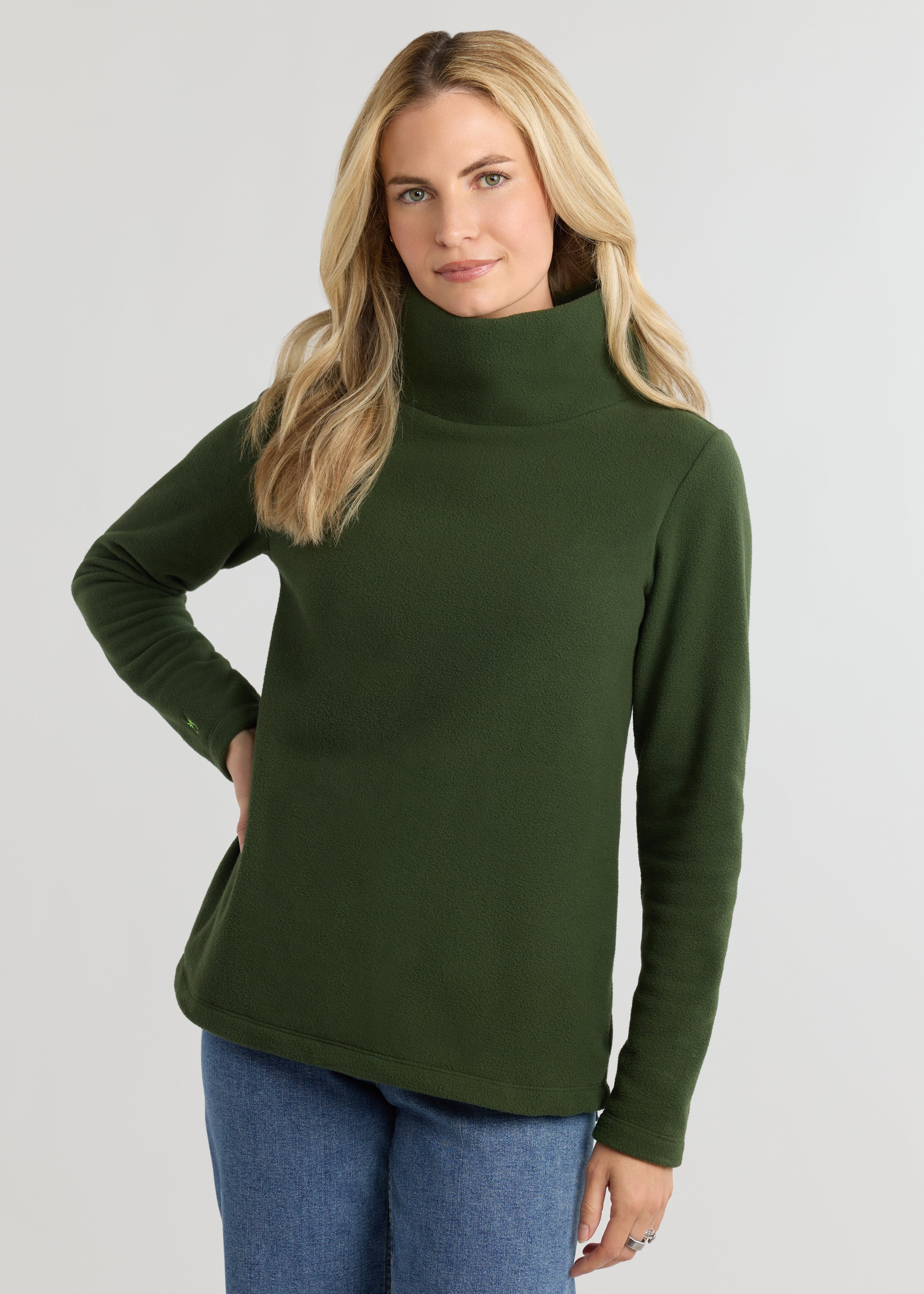 Greenpoint Turtleneck in Vello Fleece (Spruce) – Dudley Stephens