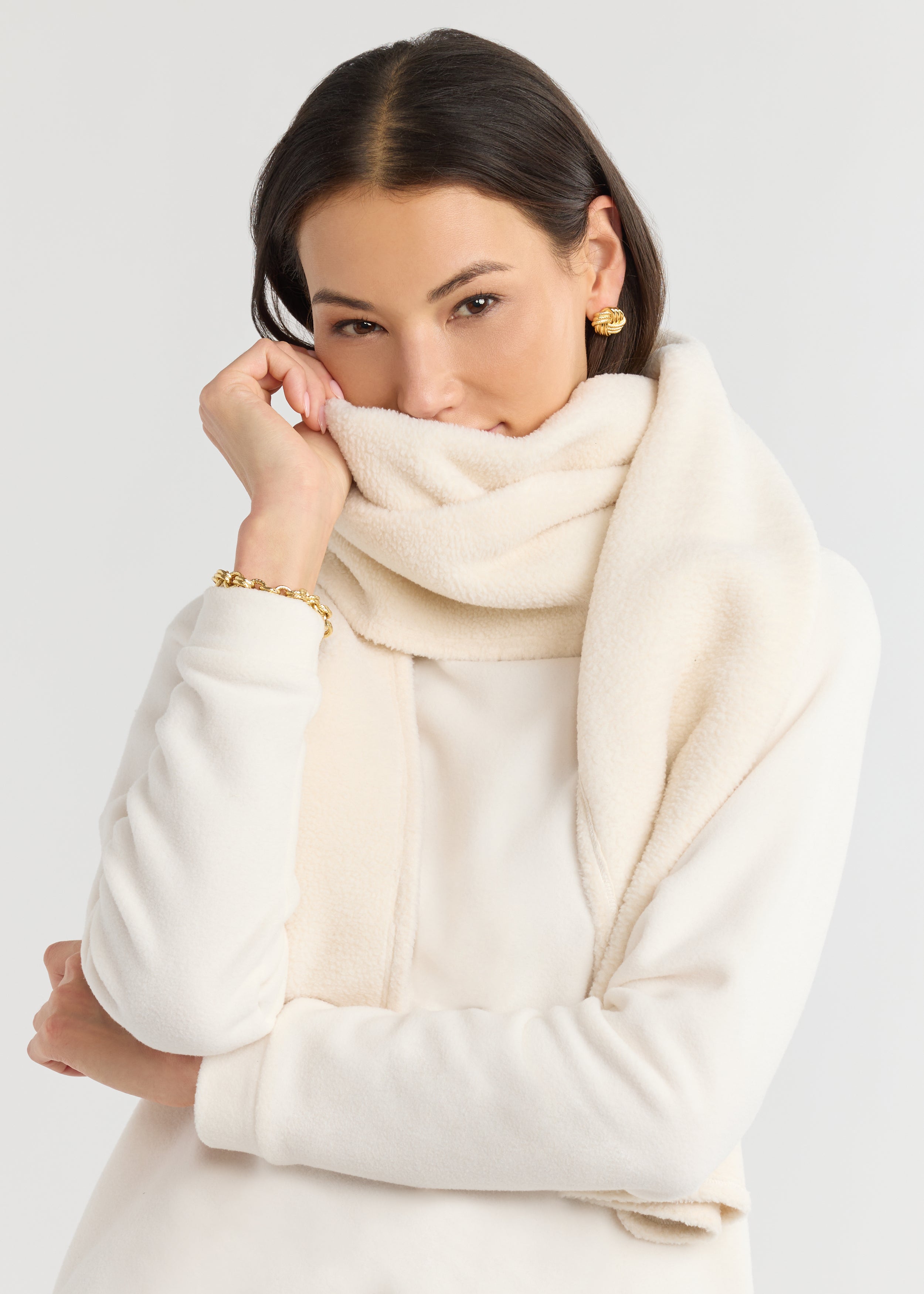 Larkspur Scarf in Sherpa Fleece (Cream) – Dudley Stephens