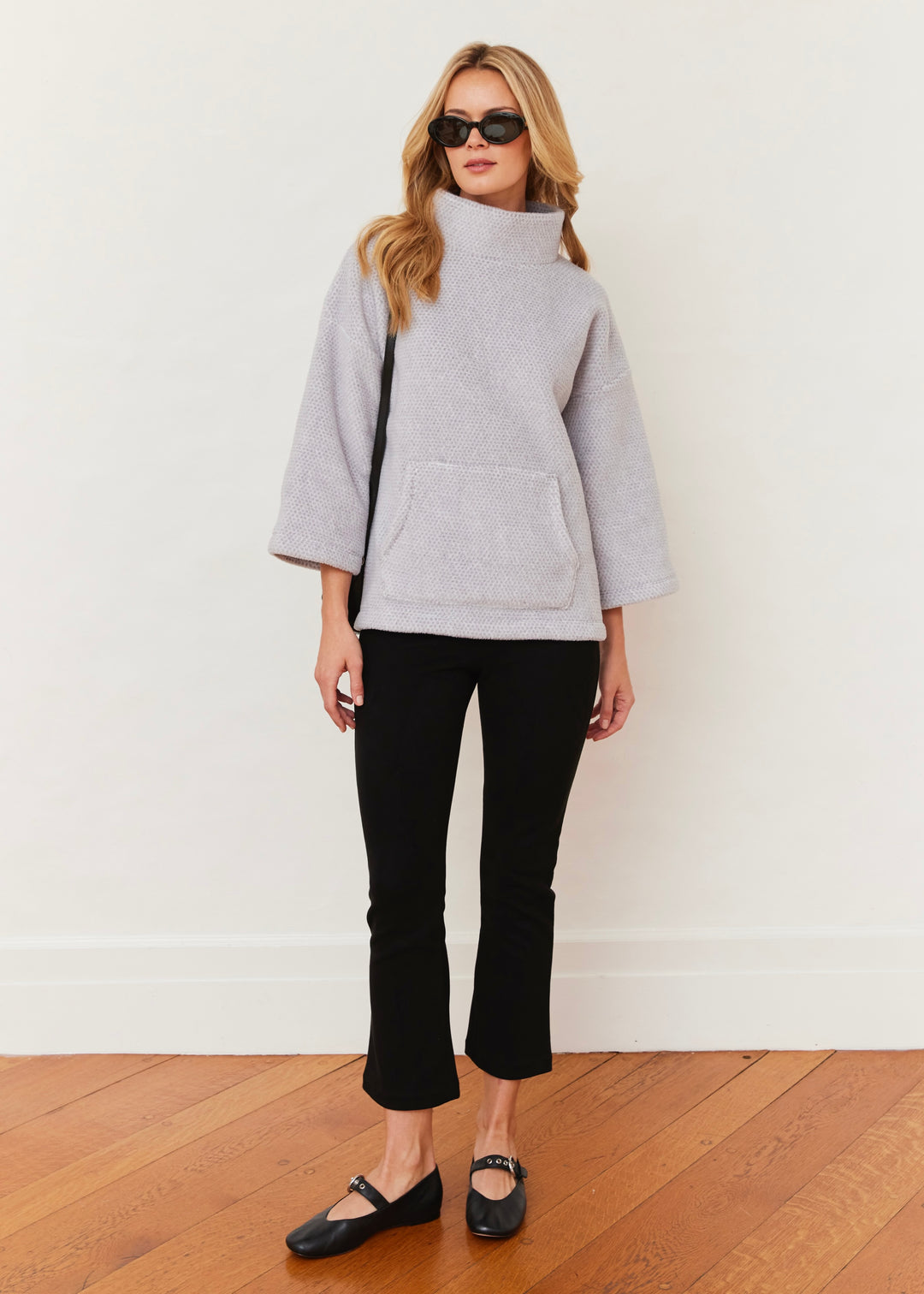 Avenue Poncho in Sherpa Fleece (Heather Grey)