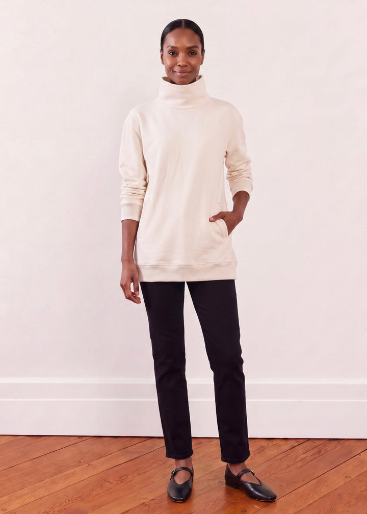 Bedford Turtleneck in Scuba Fleece (Cream)