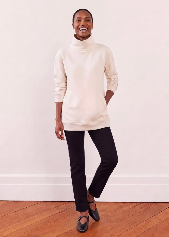 Bedford Turtleneck in Scuba Fleece (Cream)
