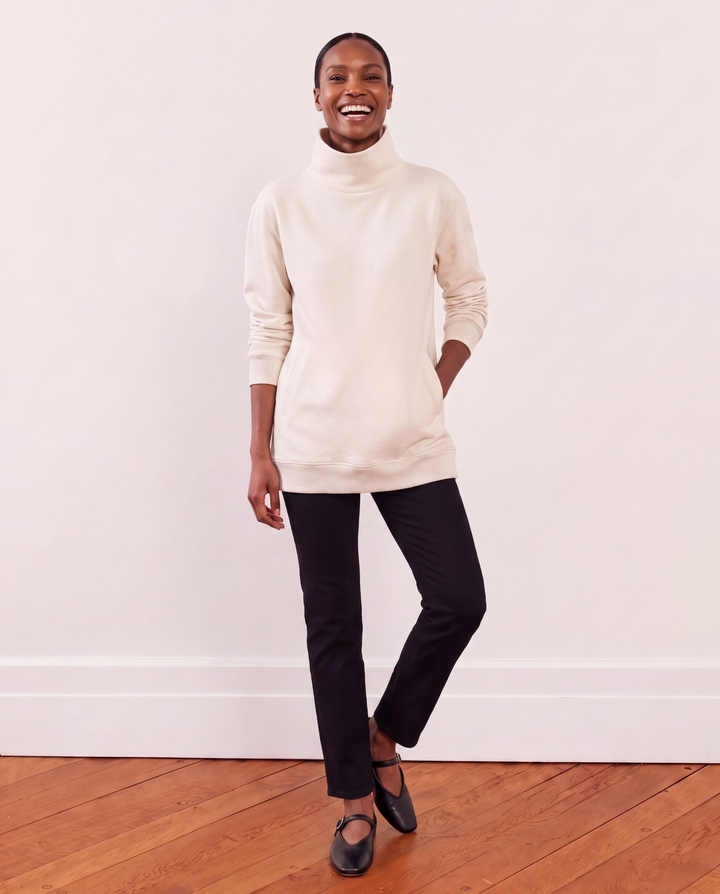 Bedford Turtleneck in Scuba Fleece (Cream)