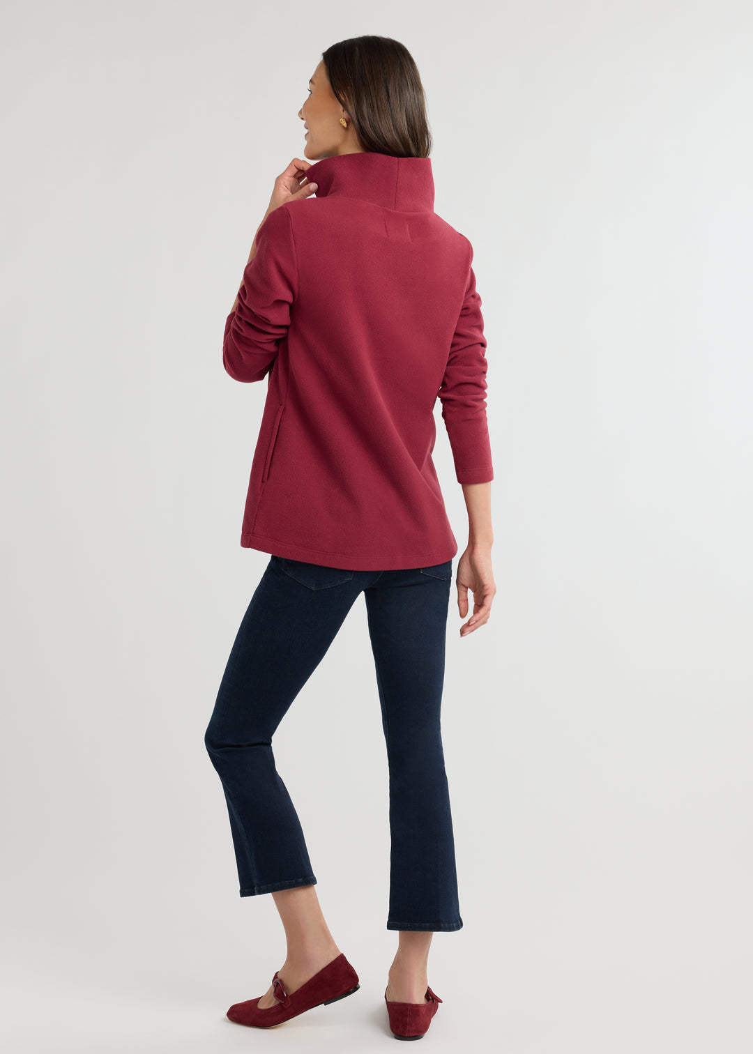 Cobble Hill Turtleneck in Vello Fleece (Burgundy)