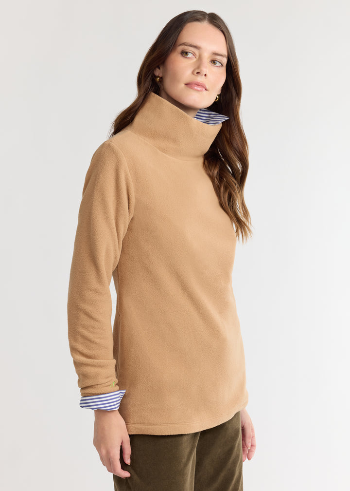Cobble Hill Turtleneck in Vello Fleece (Camel)