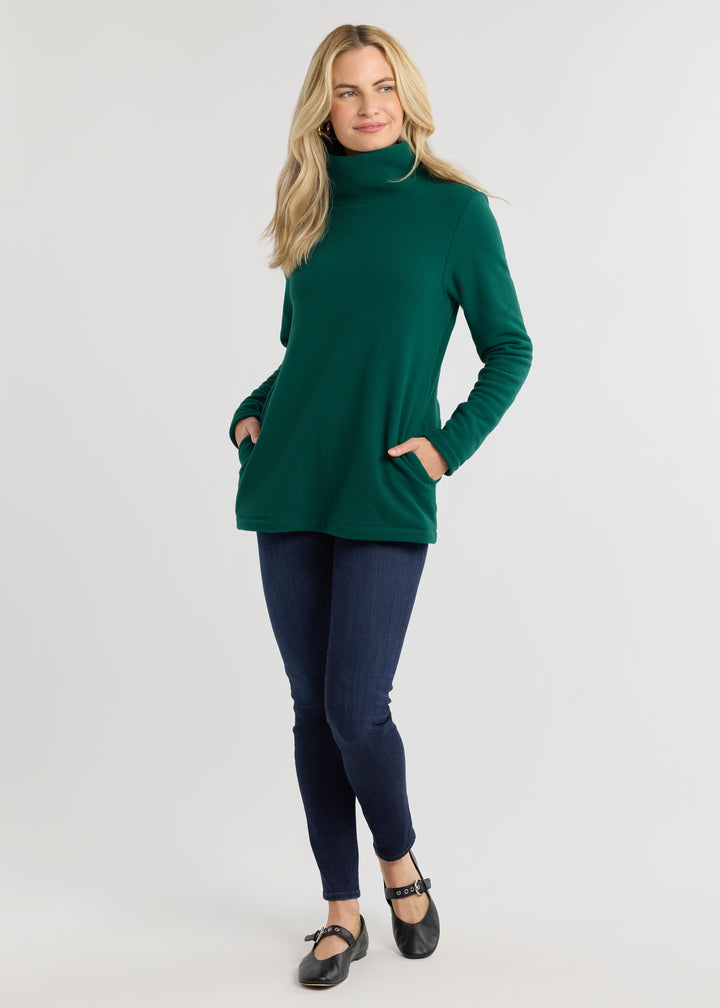 Cobble Hill Turtleneck in Vello Fleece (Emerald)