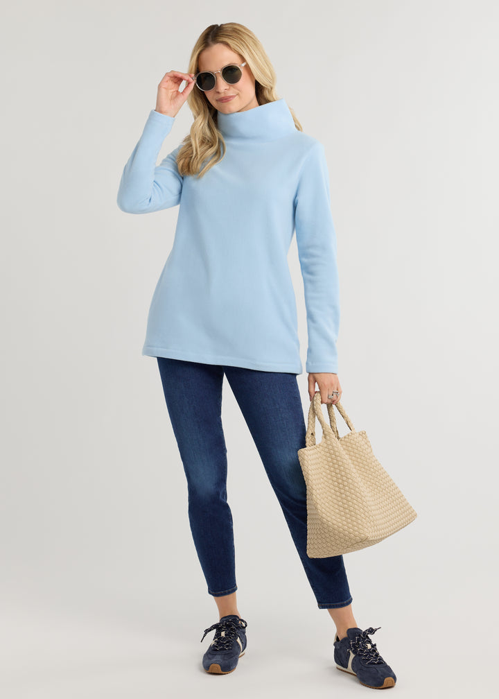 Cobble Hill Turtleneck in Vello Fleece (Ice Blue)