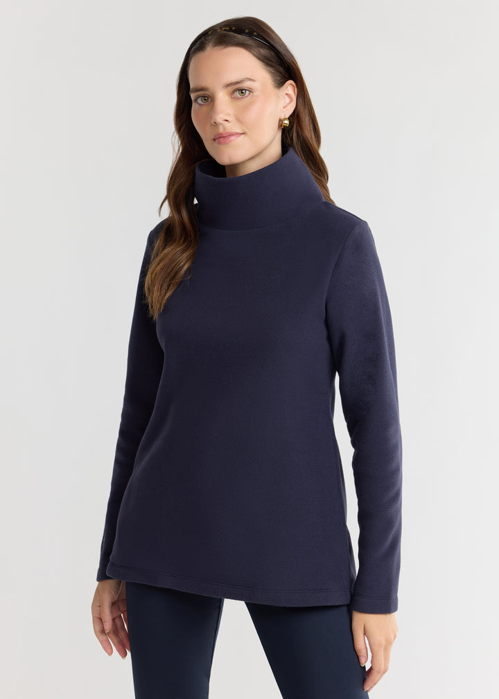 Cobble Hill Turtleneck in Vello Fleece (Navy)