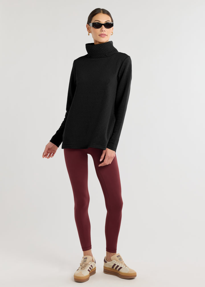 Cobble Hill Turtleneck in Waffle (Black)