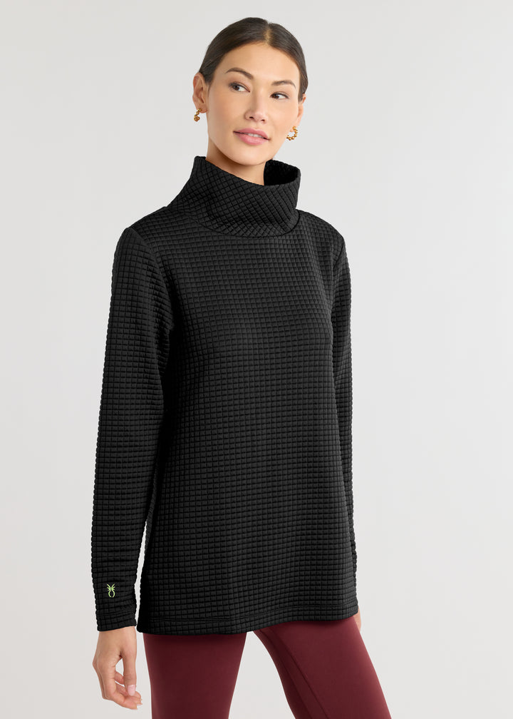 Cobble Hill Turtleneck in Waffle (Black)