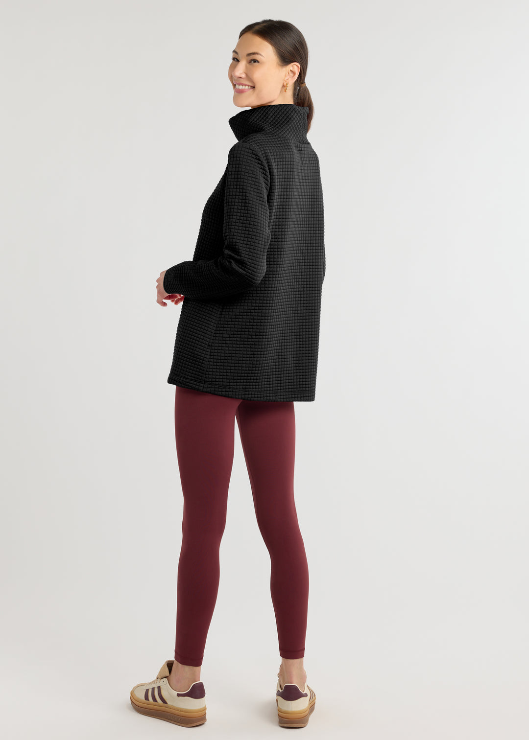 Cobble Hill Turtleneck in Waffle (Black)