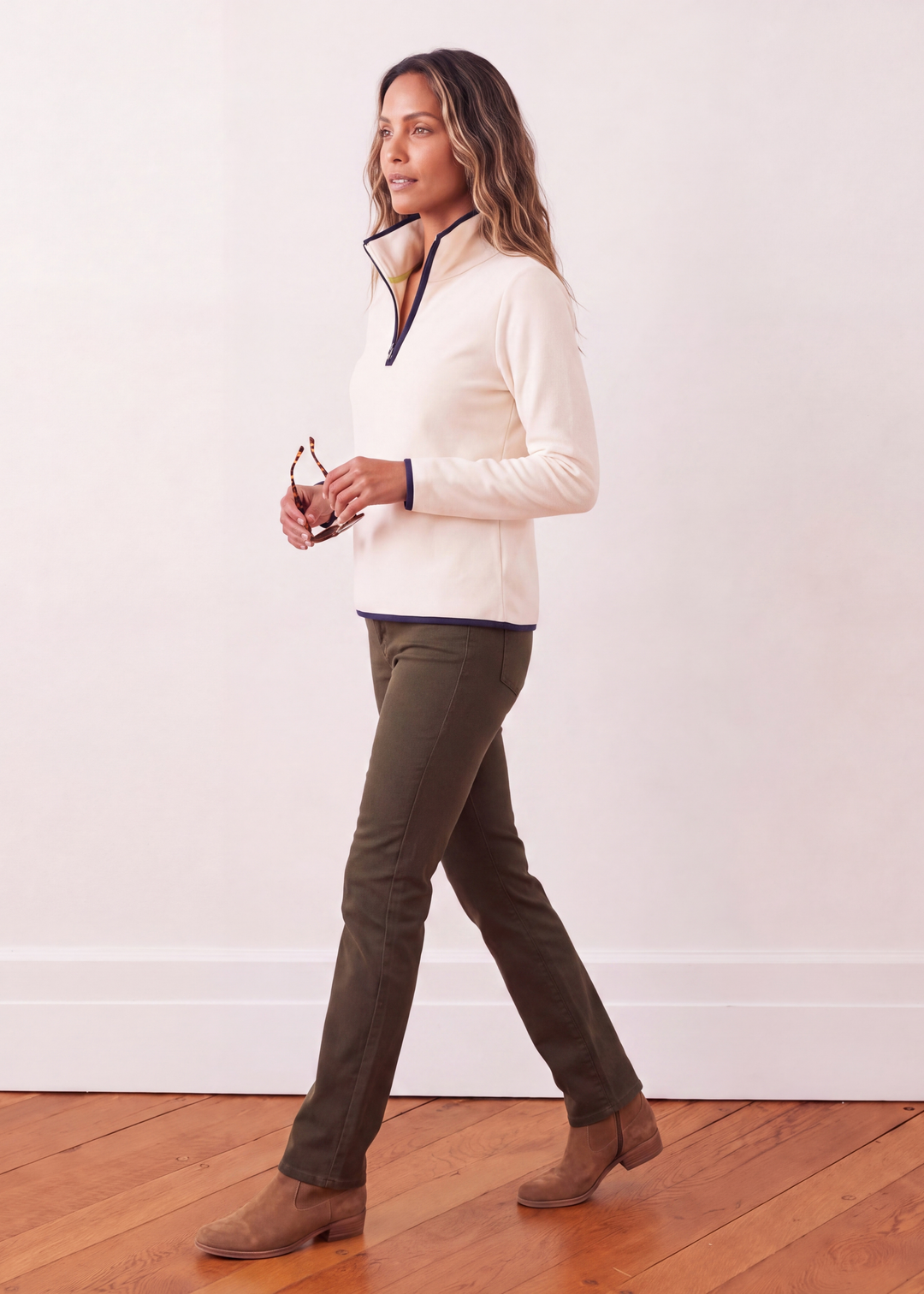 Chapel Hill Pullover in Scuba Fleece (Cream)