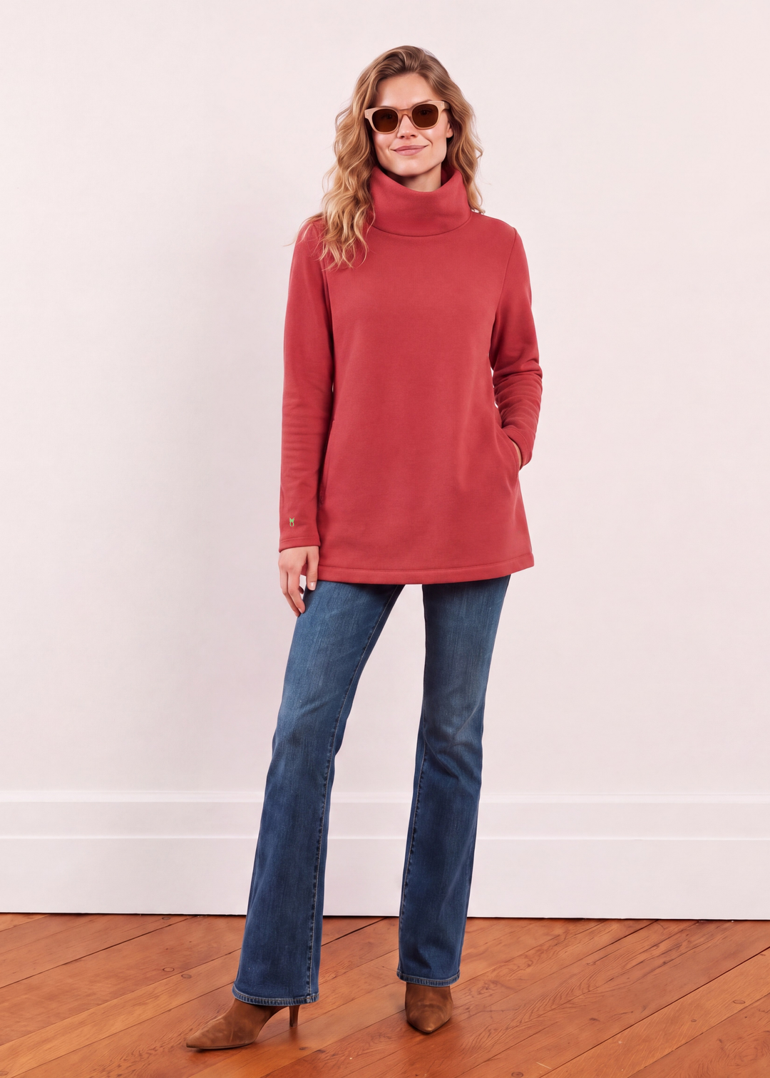 Cobble Hill Turtleneck in Vello Fleece (Cinnamon)