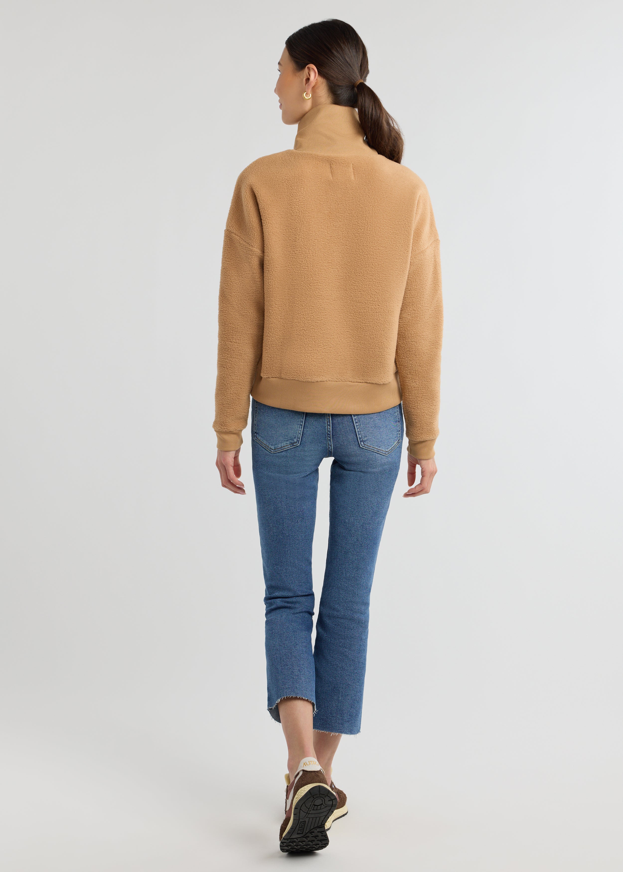 Dudley Pullover in Sherpa Fleece (Camel) – Dudley Stephens