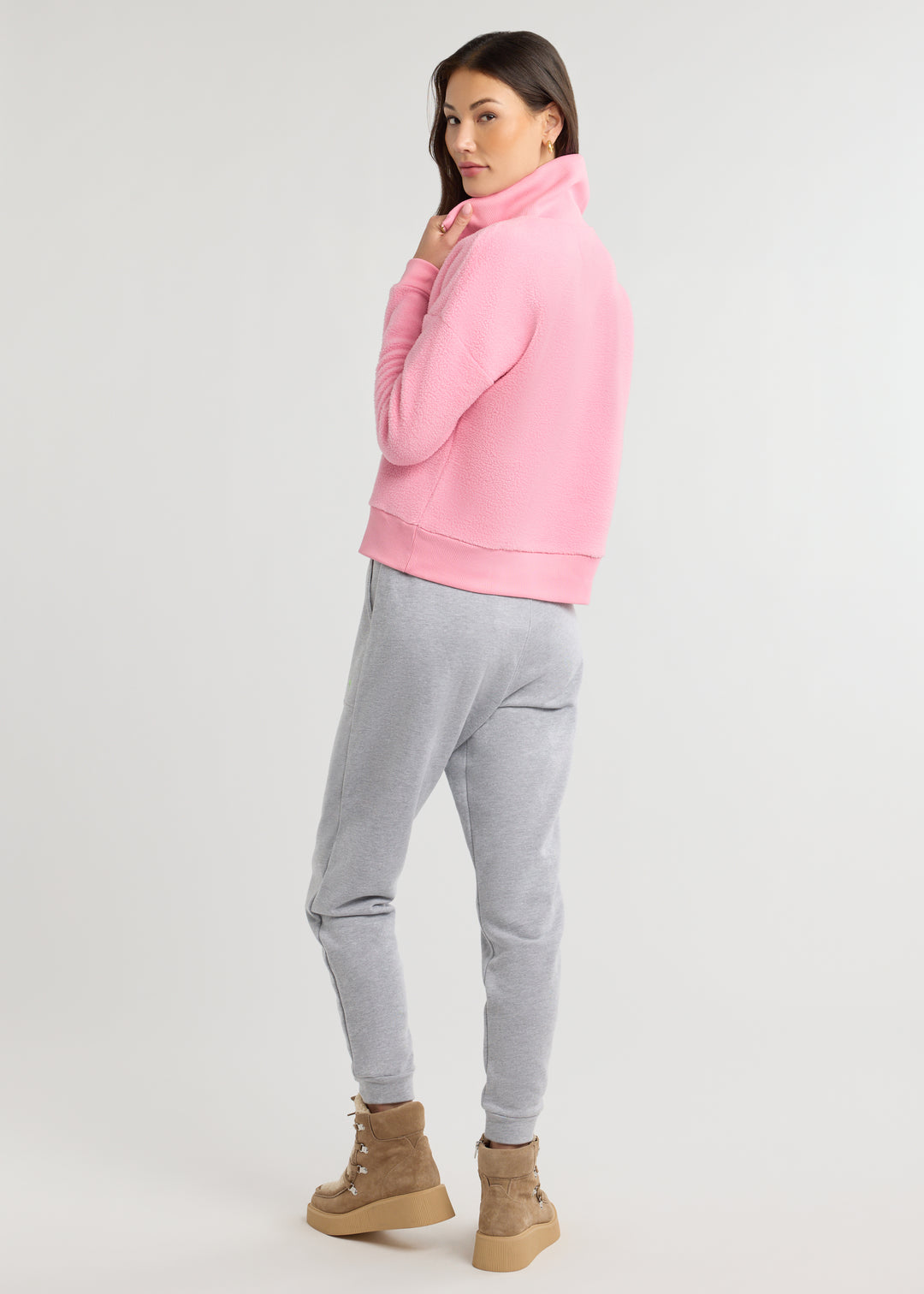 Dudley Pullover in Sherpa Fleece (Prism Pink)