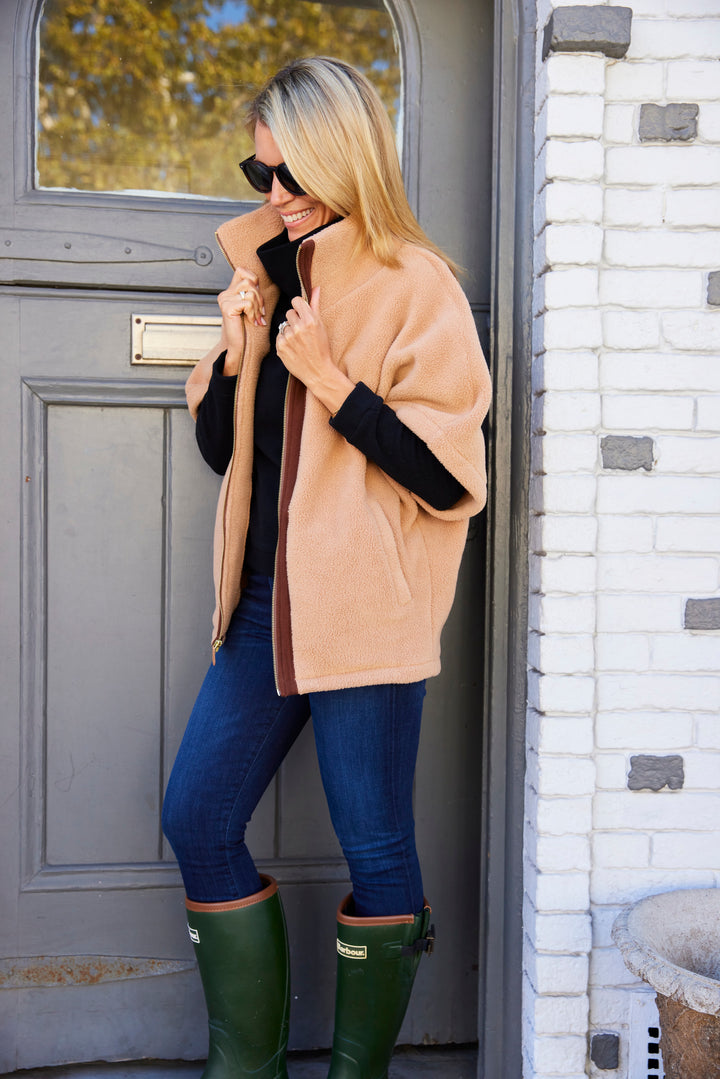Arlington Poncho in Sherpa Fleece (Camel)