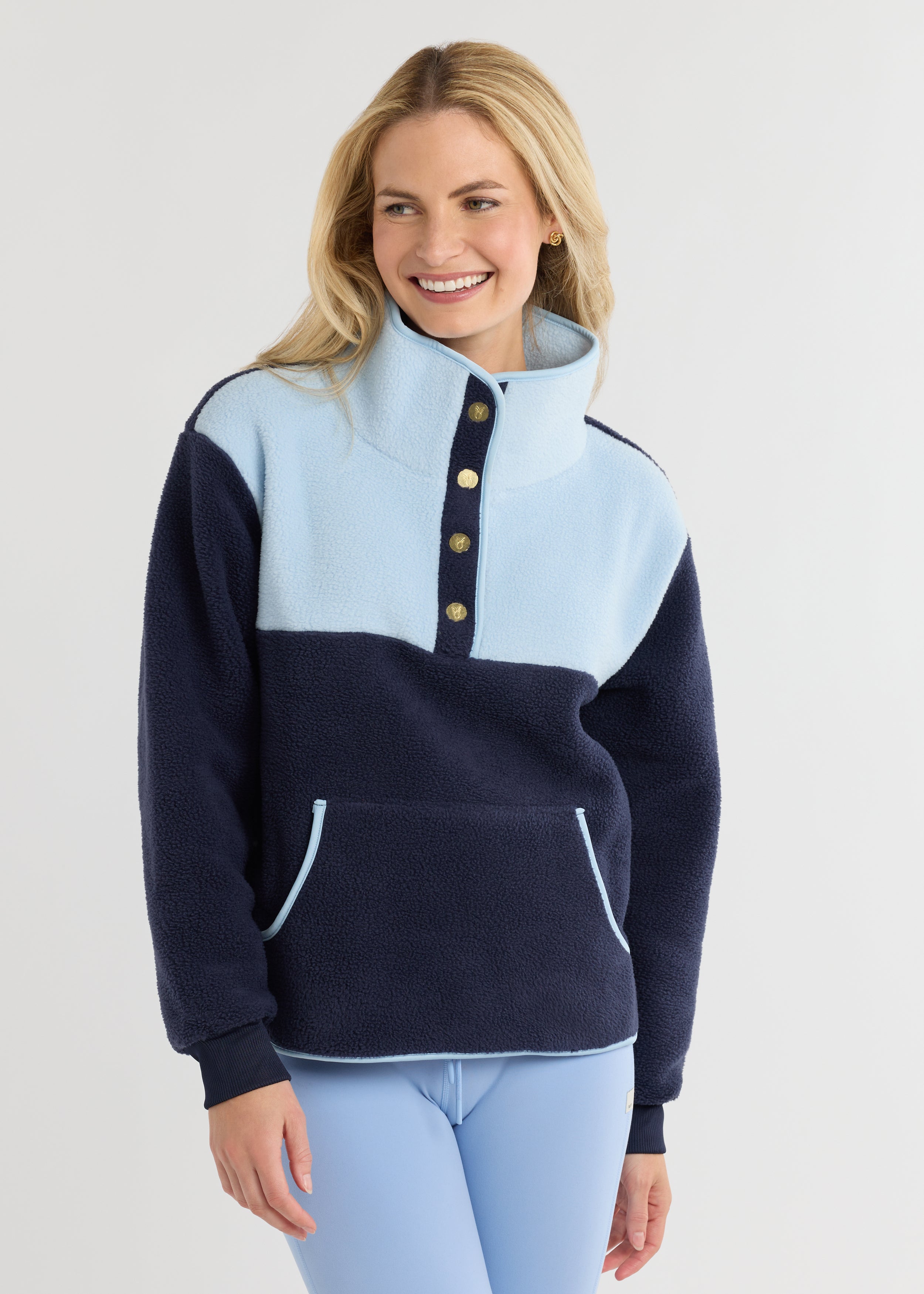 Finlay Pullover in Sherpa Fleece (Navy/Ice Blue) – Dudley Stephens