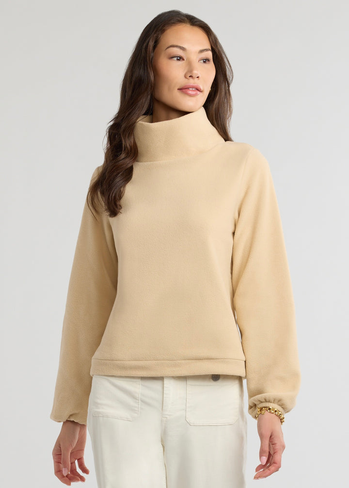 Grace Street Turtleneck in Vello Fleece (Hazelnut)