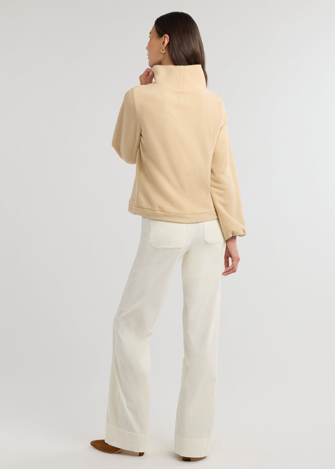 Grace Street Turtleneck in Vello Fleece (Hazelnut)