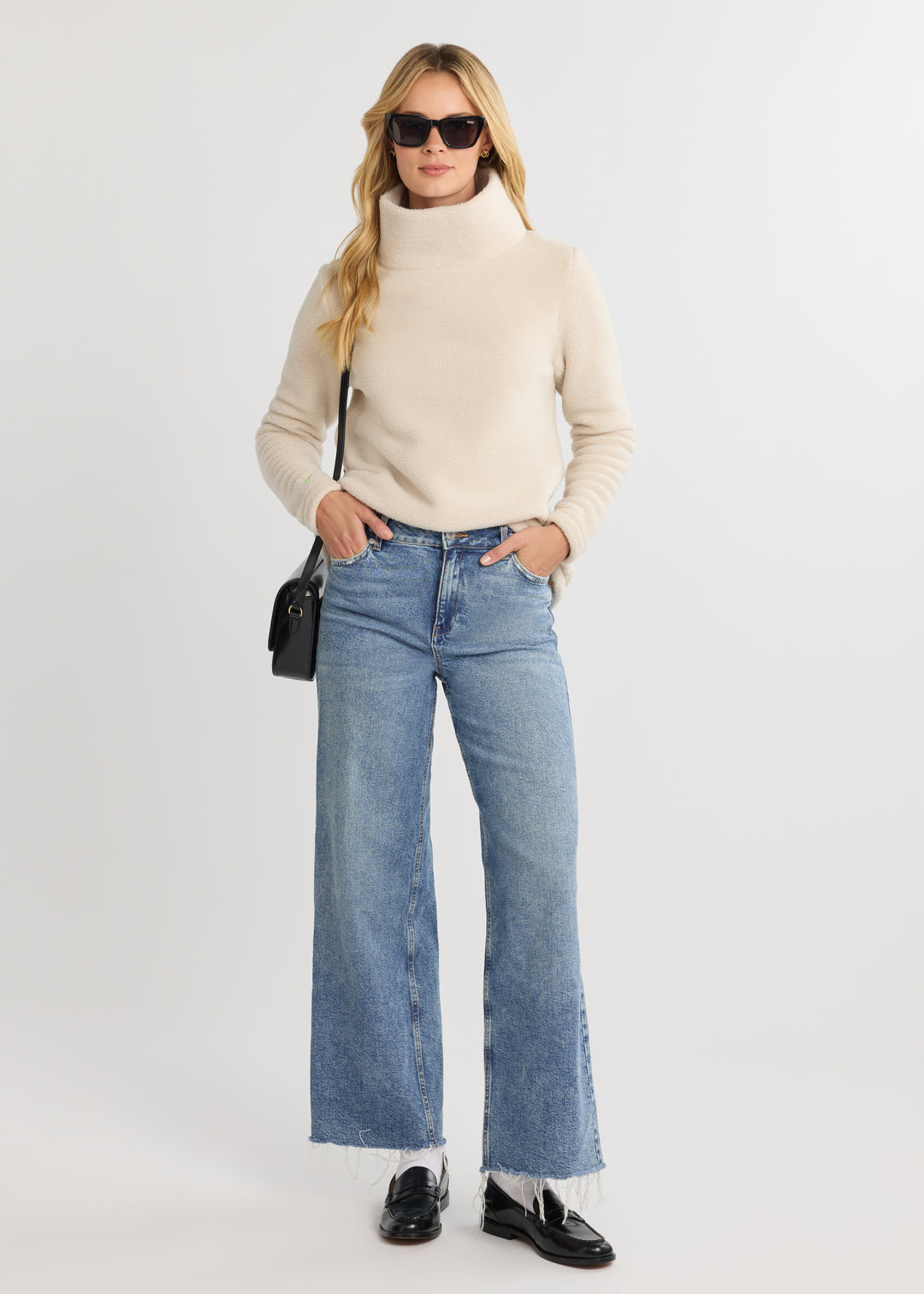 Greenpoint Turtleneck in Sherpa Fleece (Oatmeal)