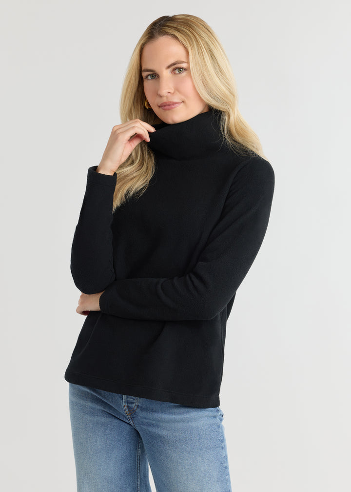 Greenpoint Turtleneck in Vello Fleece (Black)