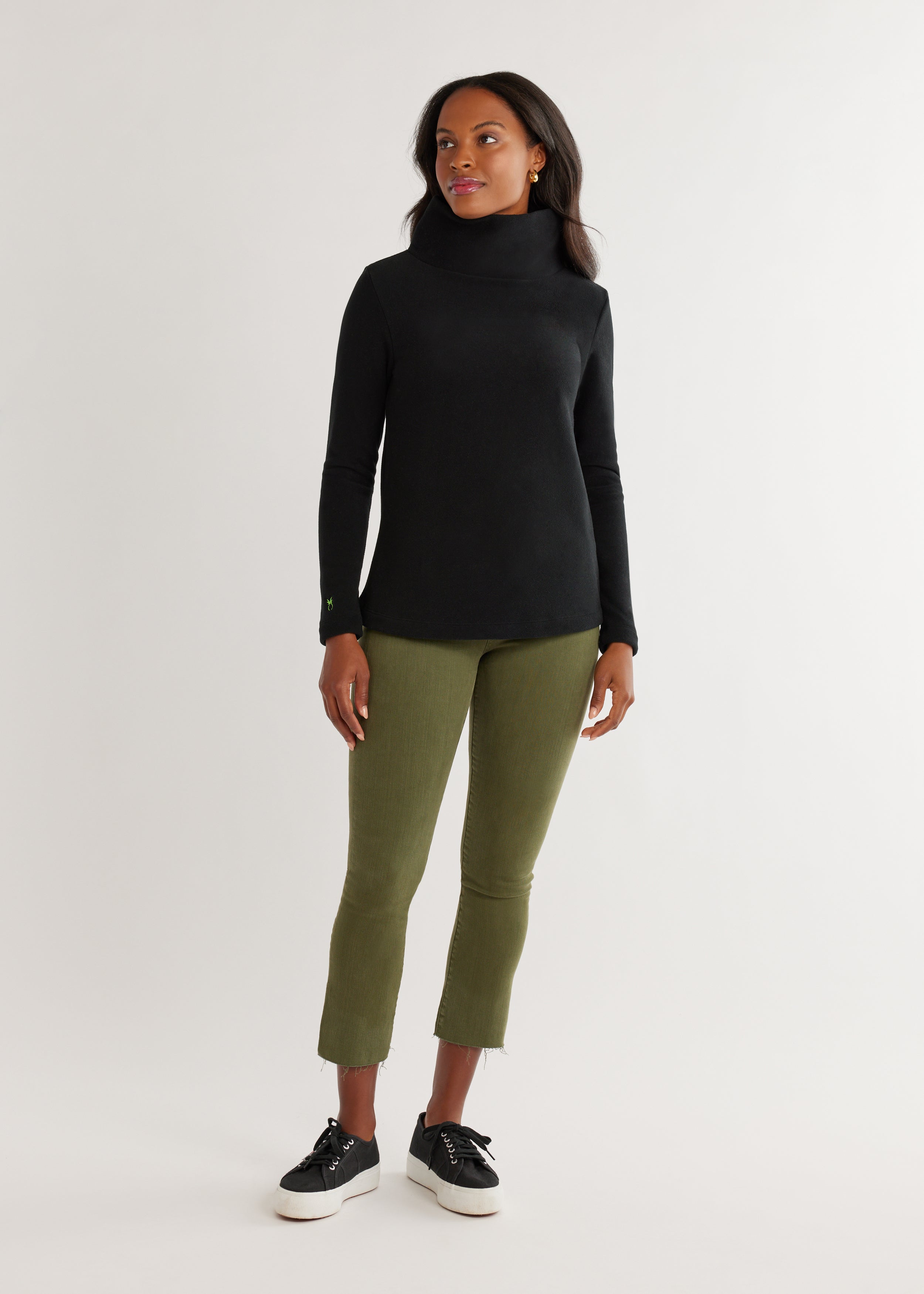 Greenpoint Turtleneck in Vello Fleece (Black) – Dudley Stephens