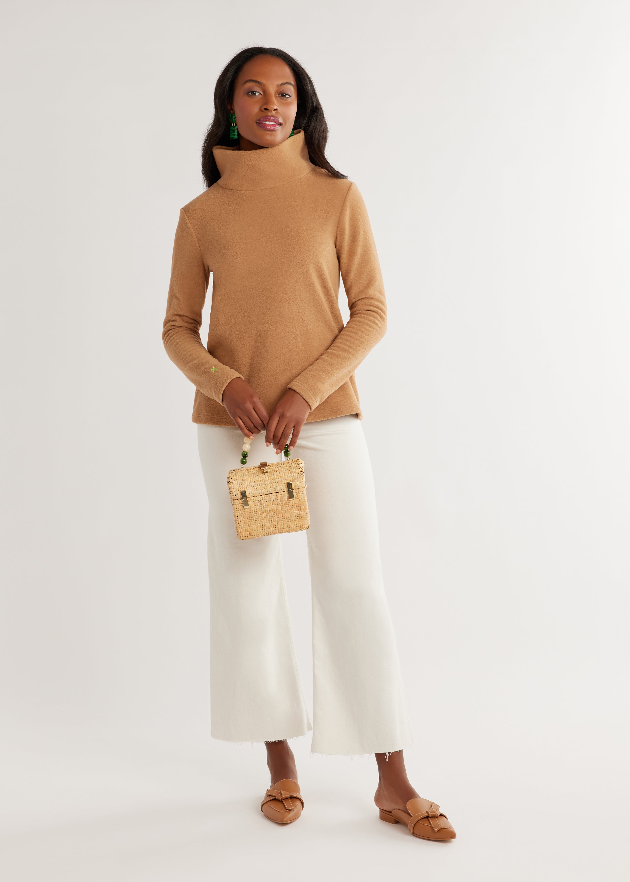 Greenpoint Turtleneck in Vello Fleece (Camel) – Dudley Stephens