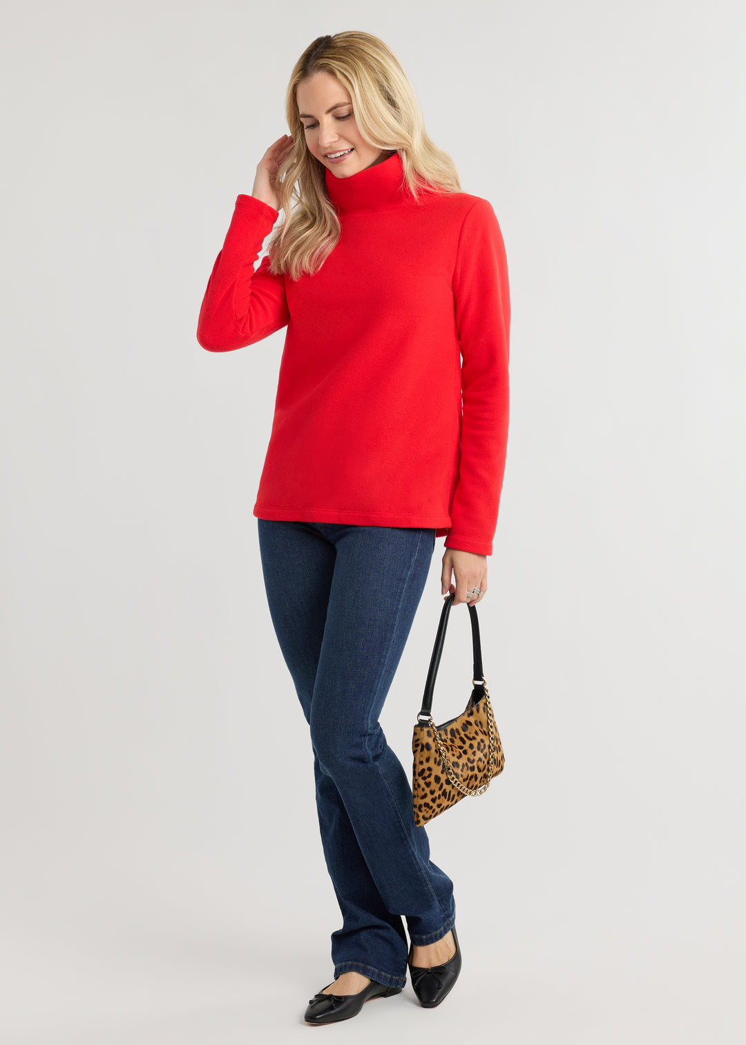 Greenpoint Turtleneck in Vello Fleece (Cherry Red)