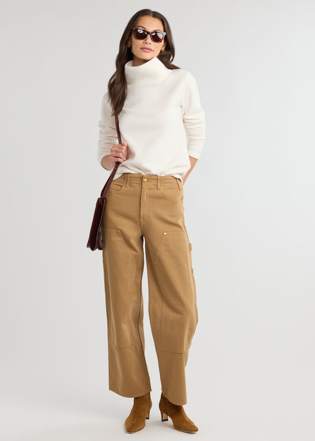 Greenpoint Turtleneck in Vello Fleece (Cream)