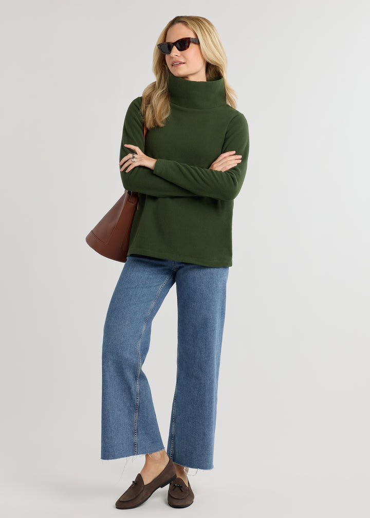 Greenpoint Turtleneck in Vello Fleece (Spruce)