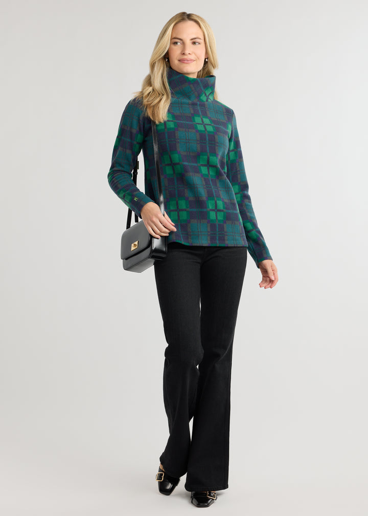 Greenpoint Turtleneck in Vello Fleece (Winter Tartan)