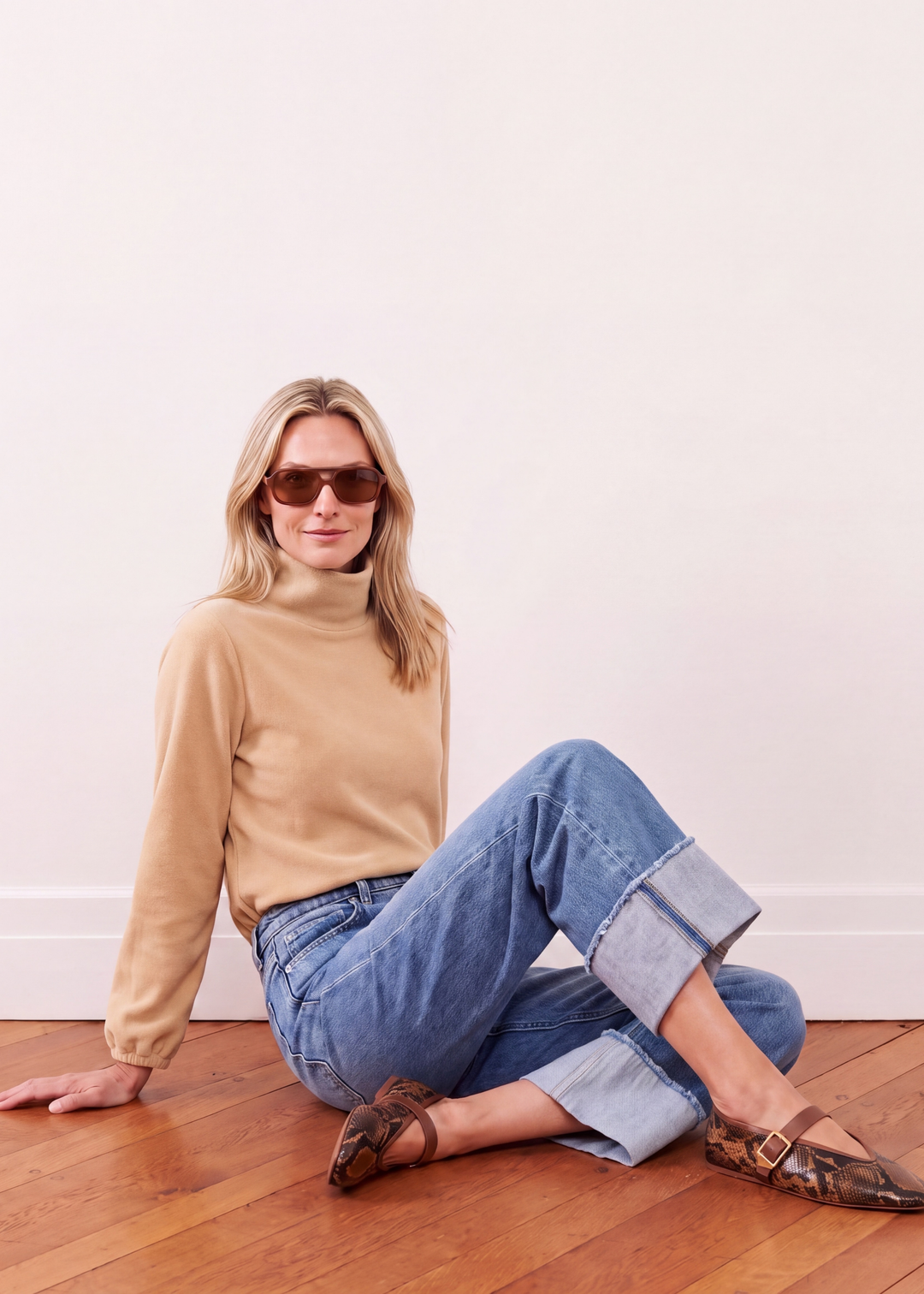 Grace Street Turtleneck in Vello Fleece (Hazelnut)