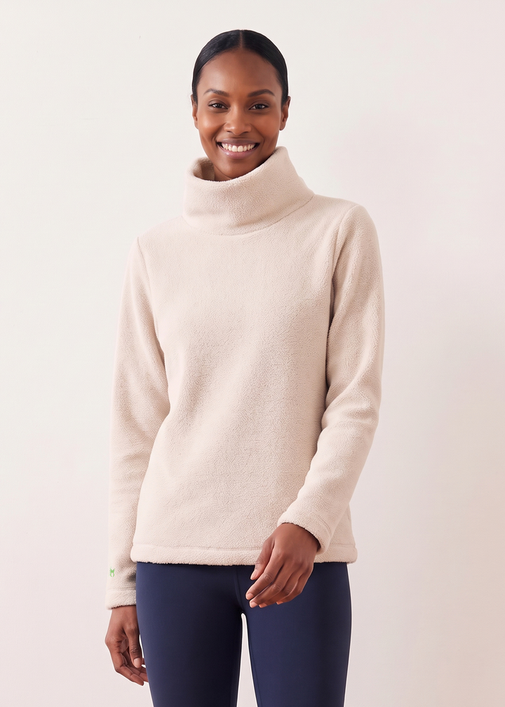 Greenpoint Turtleneck in Sherpa Fleece (Oatmeal)