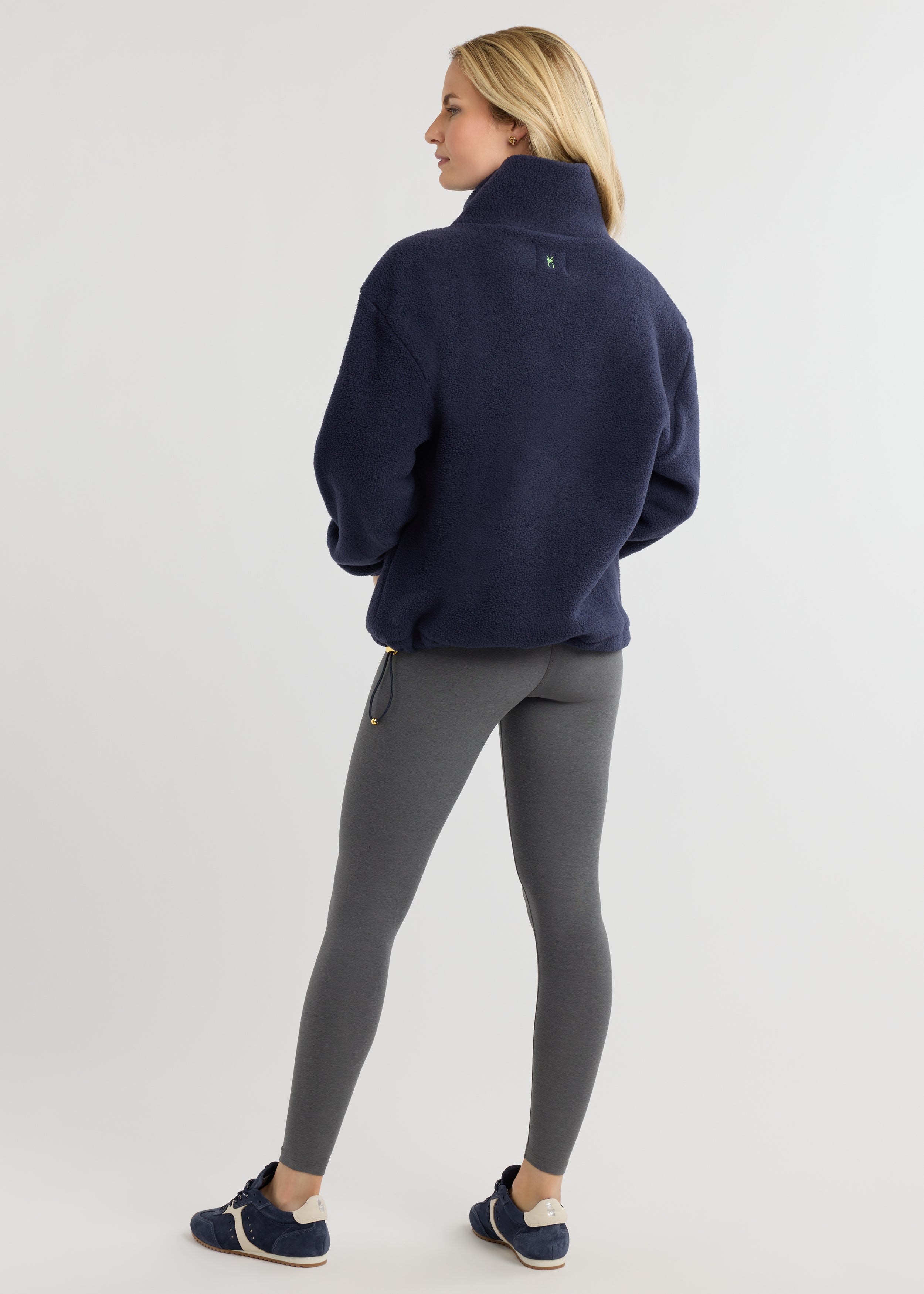 Hartley Pullover in Sherpa Fleece (Navy) – Dudley Stephens