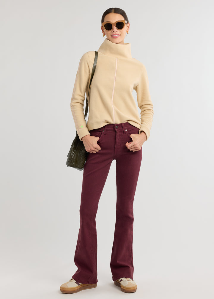 Heyward Turtleneck in Vello Fleece (Hazelnut)