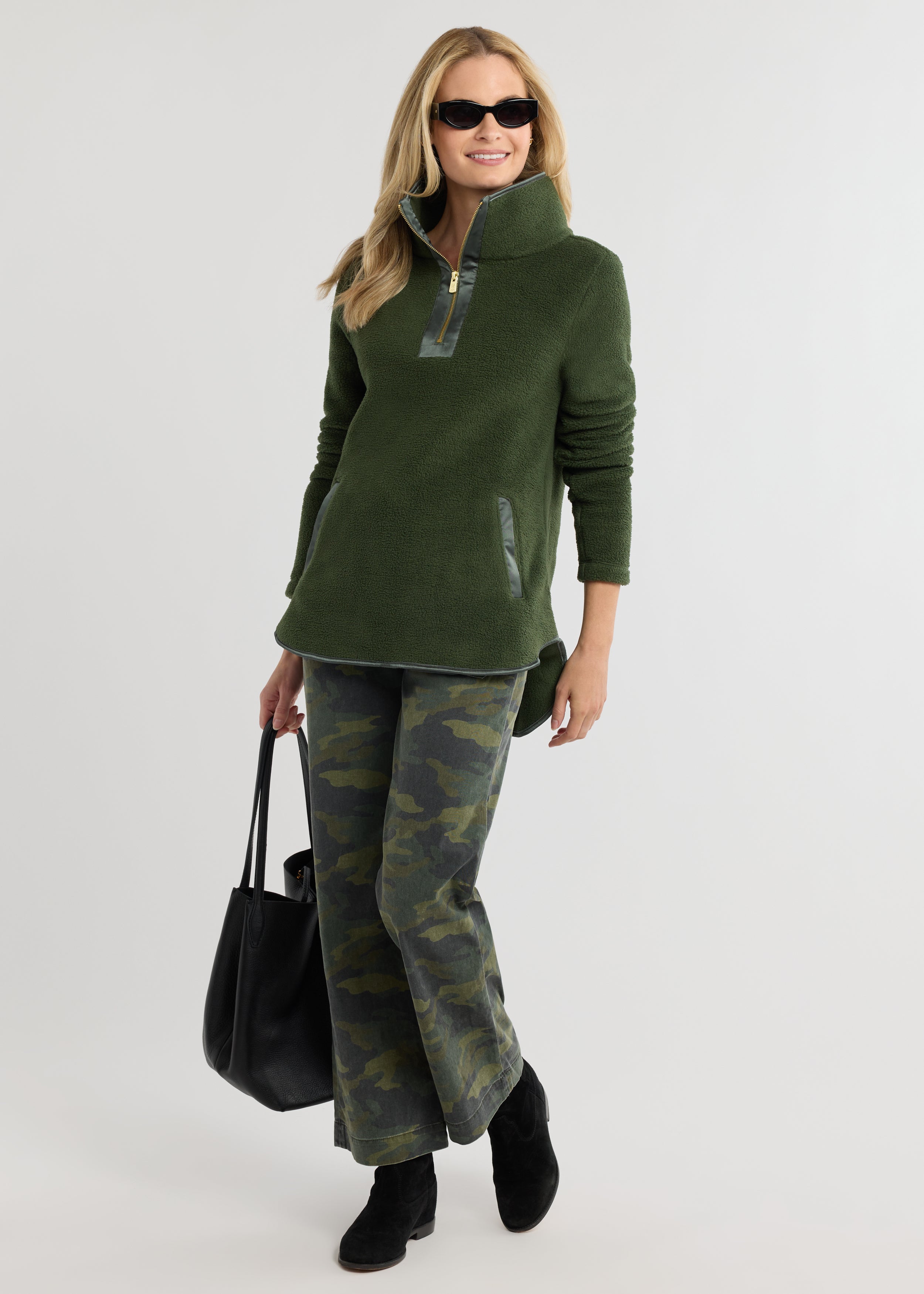 Laurel Pullover in Sherpa Fleece (Spruce) – Dudley Stephens