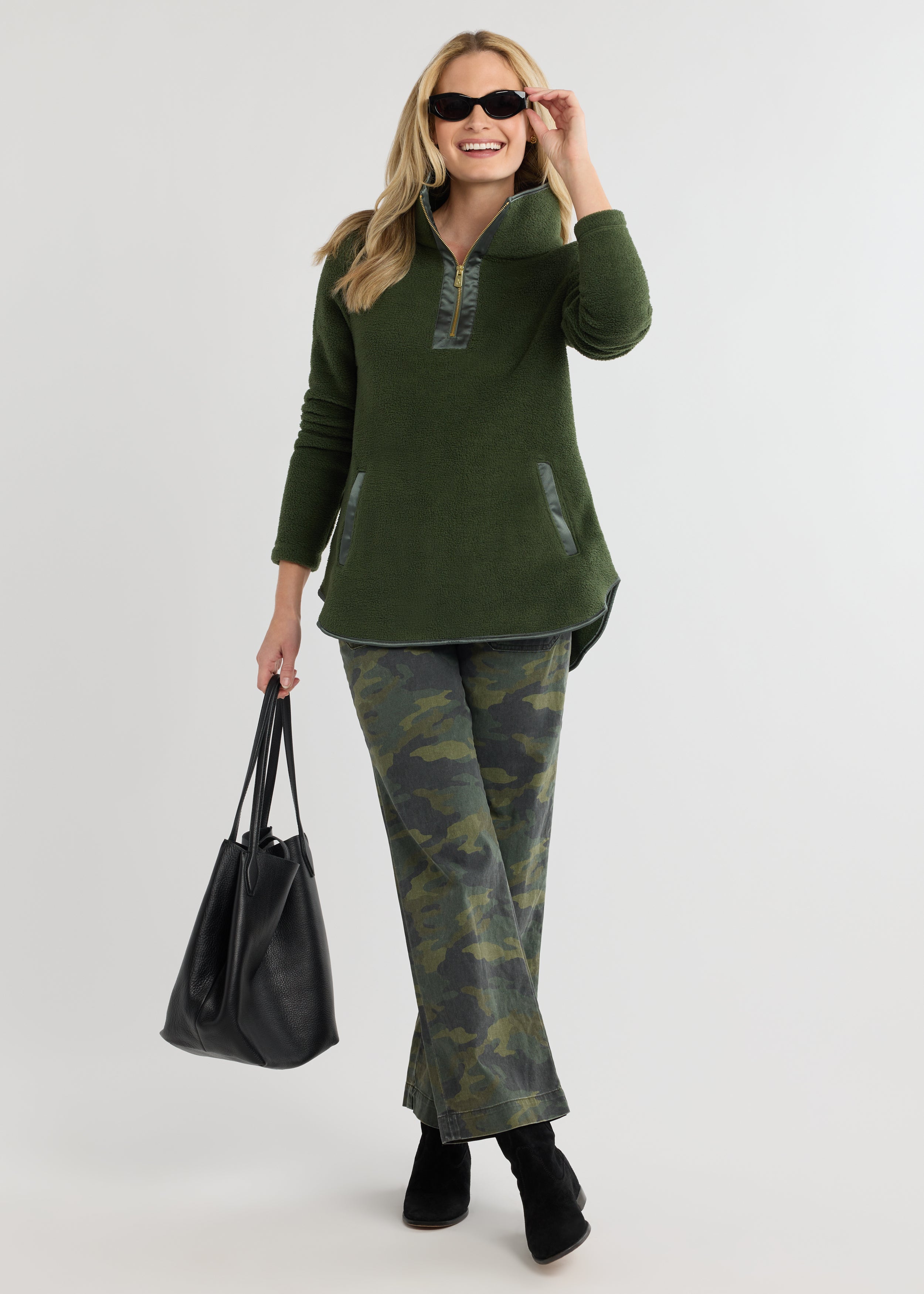 Laurel Pullover in Sherpa Fleece (Spruce) – Dudley Stephens