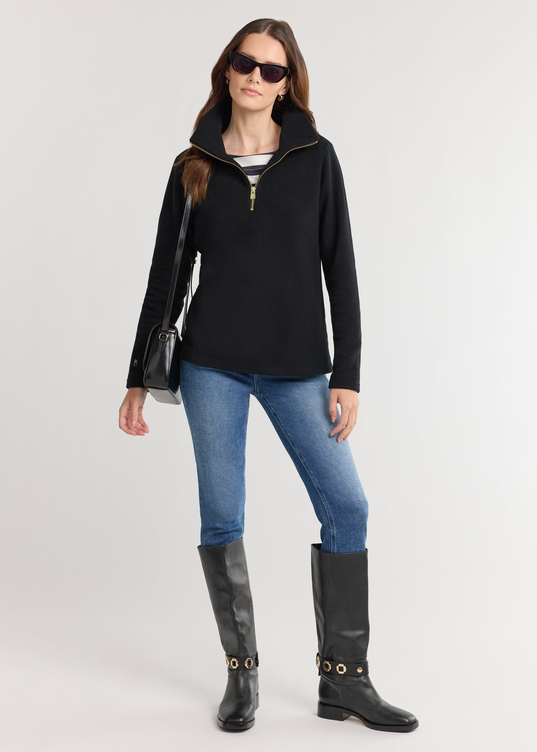 Manchester Pullover in Vello Fleece (Black)