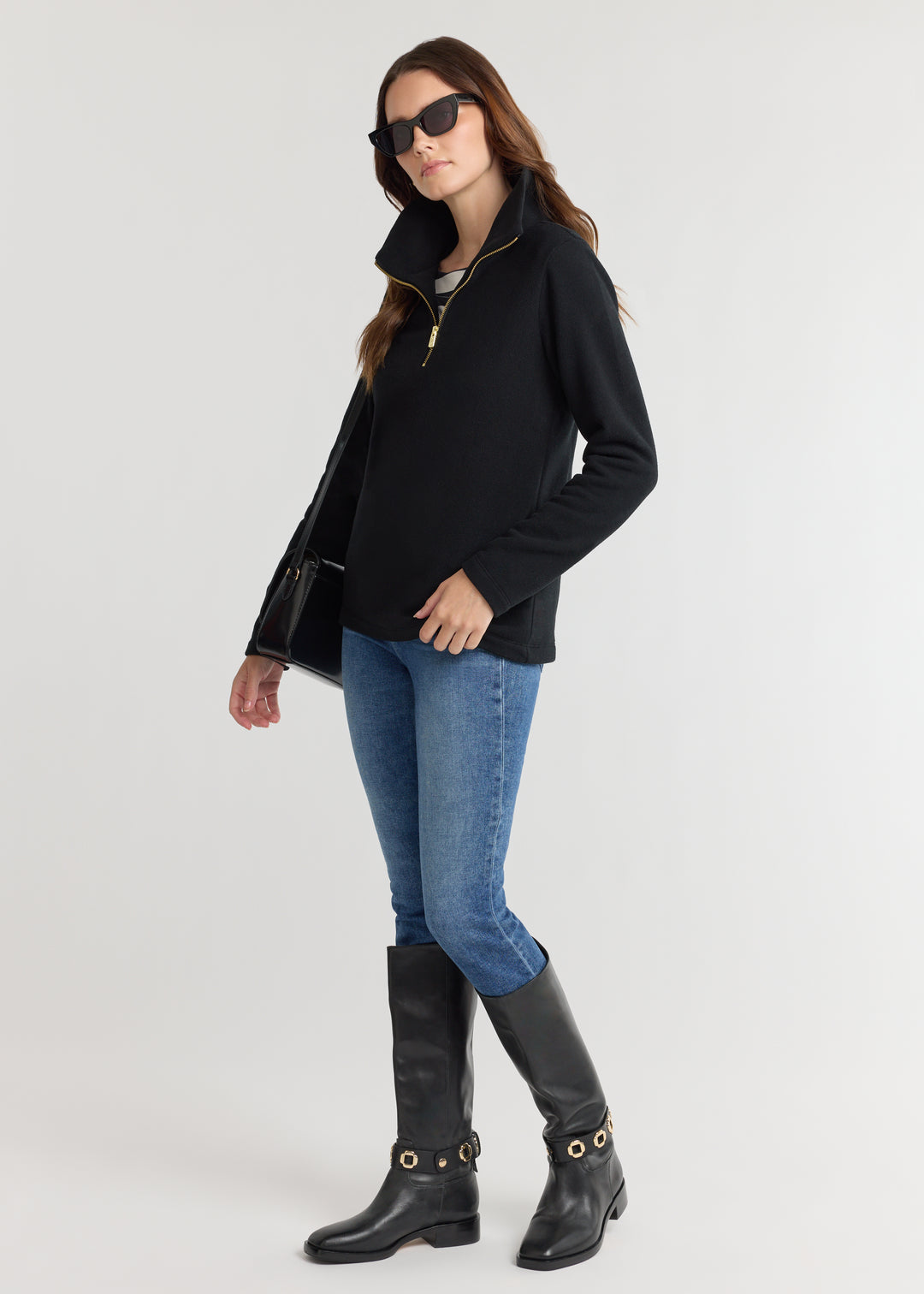 Manchester Pullover in Vello Fleece (Black)