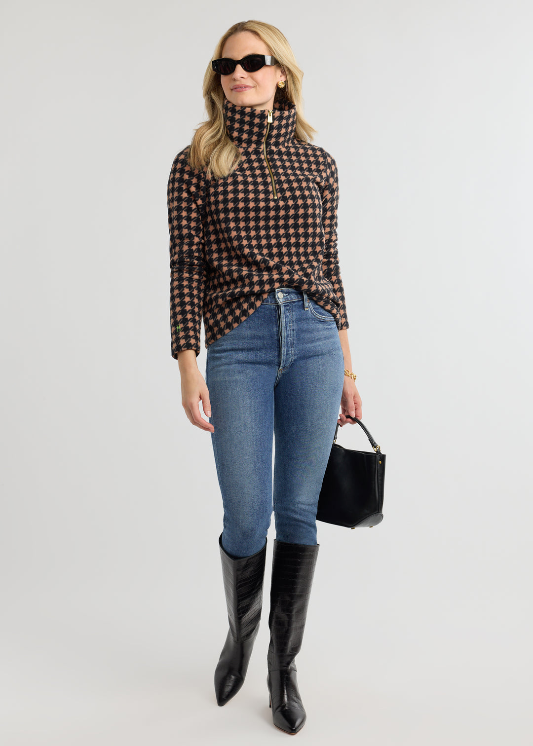 Manchester Pullover in Vello Fleece (Camel/Black Houndstooth)