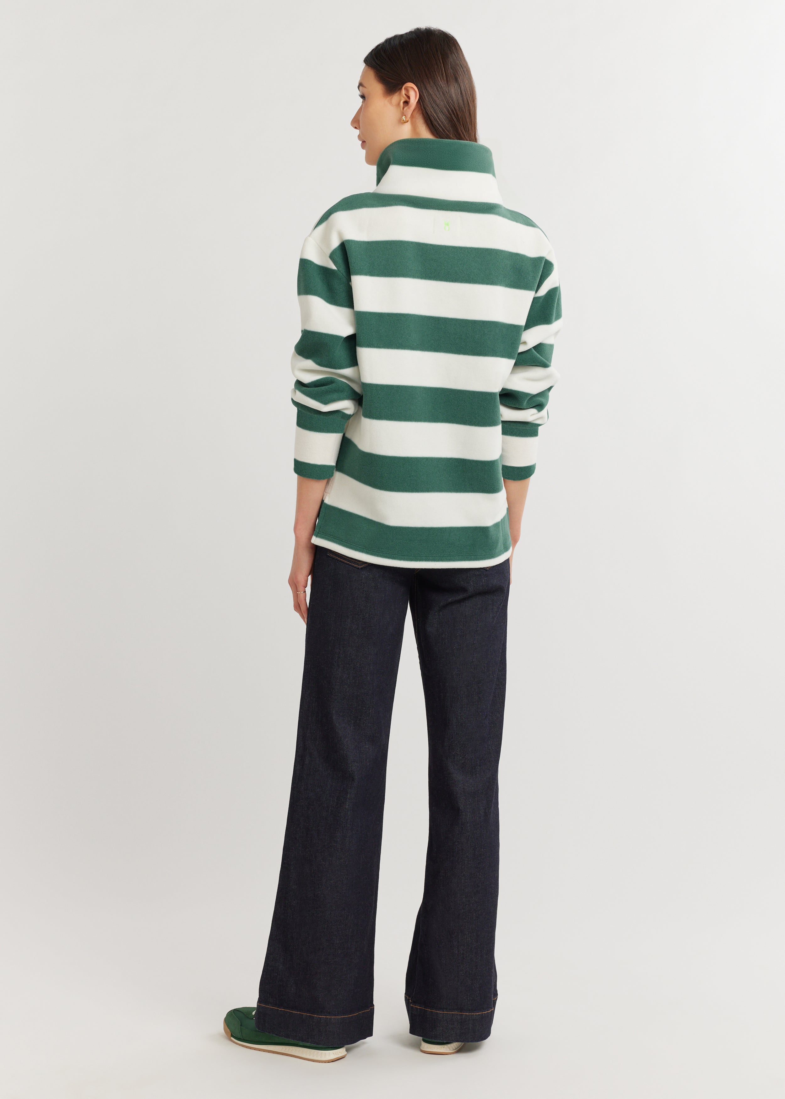 Milton Street Turtleneck in Vello Fleece (Woodland Green/Cream
