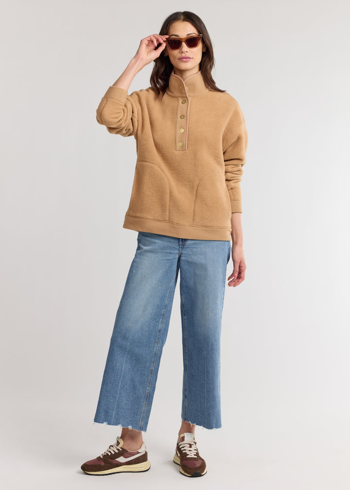 Palomino Pullover in Sherpa Fleece (Camel)