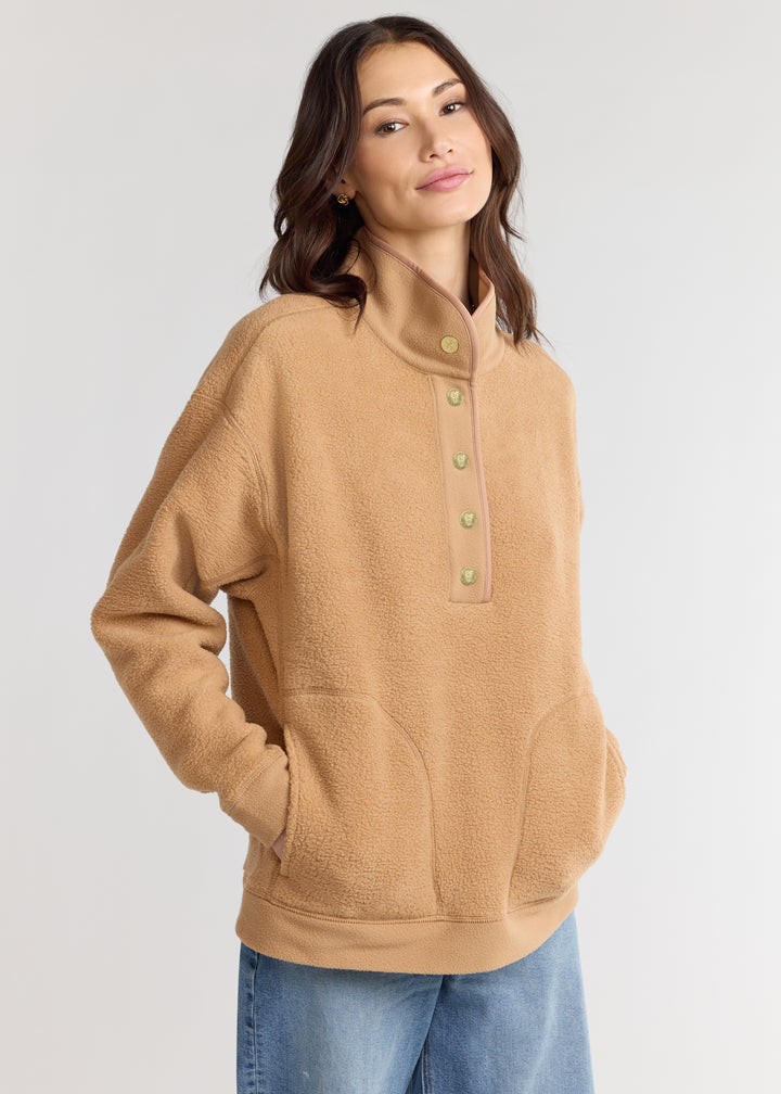 Palomino Pullover in Sherpa Fleece (Camel)
