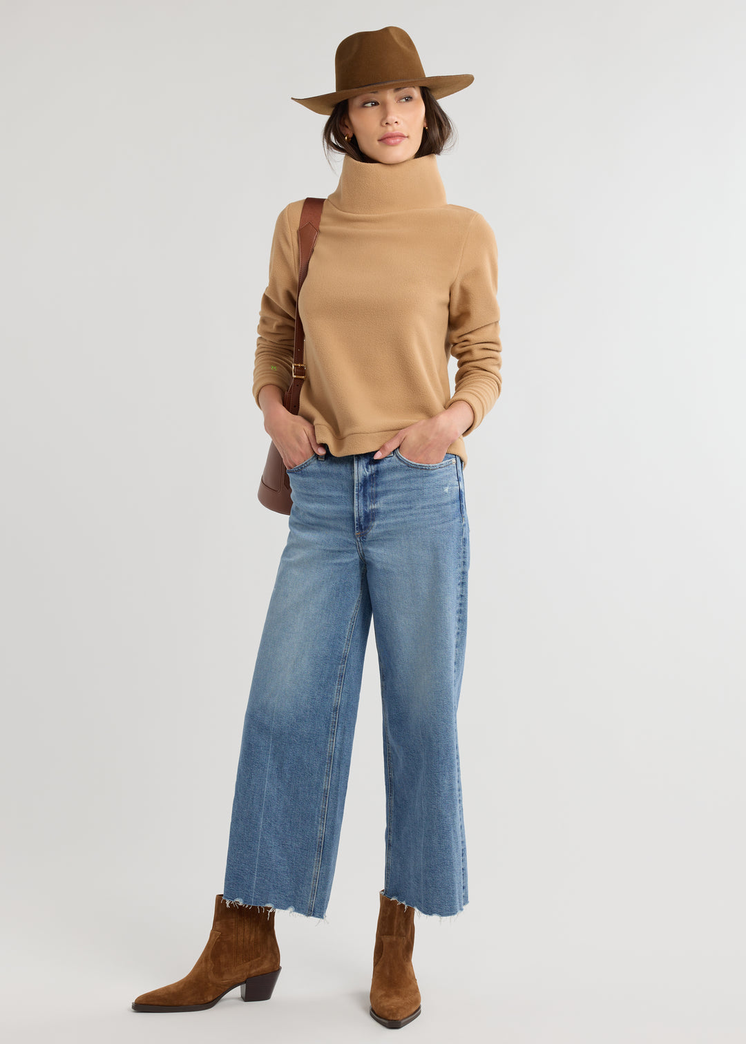 Park Slope Turtleneck in Vello Fleece (Camel)