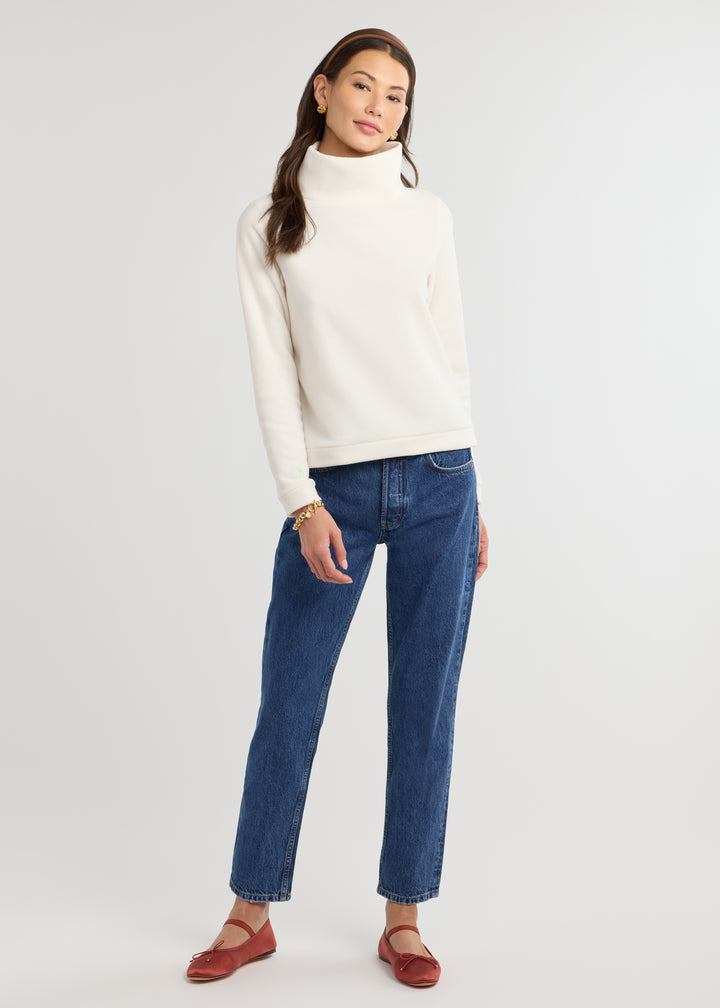 Park Slope Turtleneck in Vello Fleece (Cream)