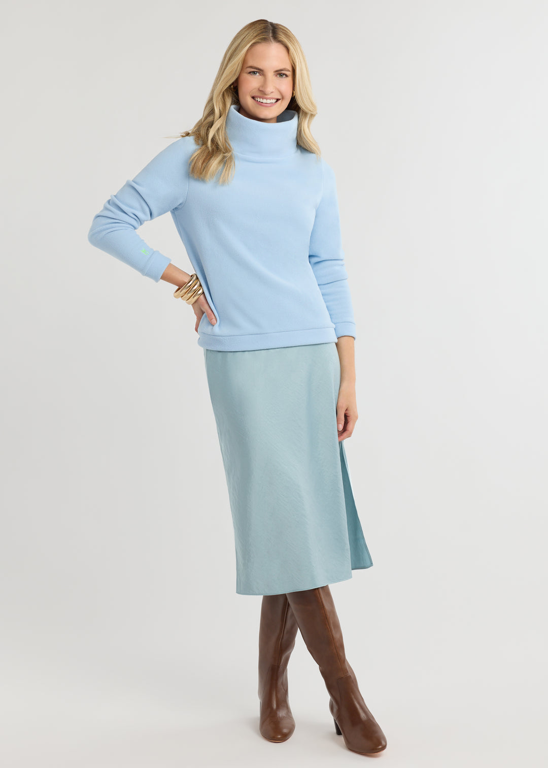 Park Slope Turtleneck in Vello Fleece (Ice Blue)