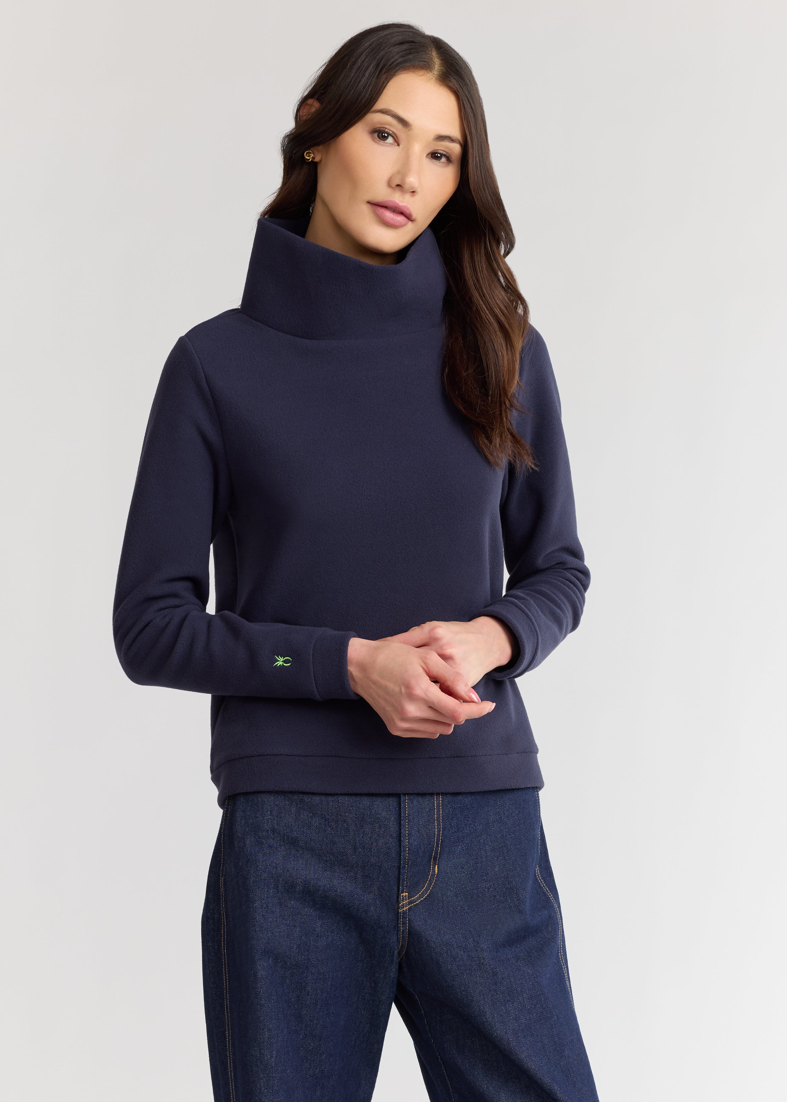 Park Slope Turtleneck in Vello Fleece (Navy) – Dudley Stephens
