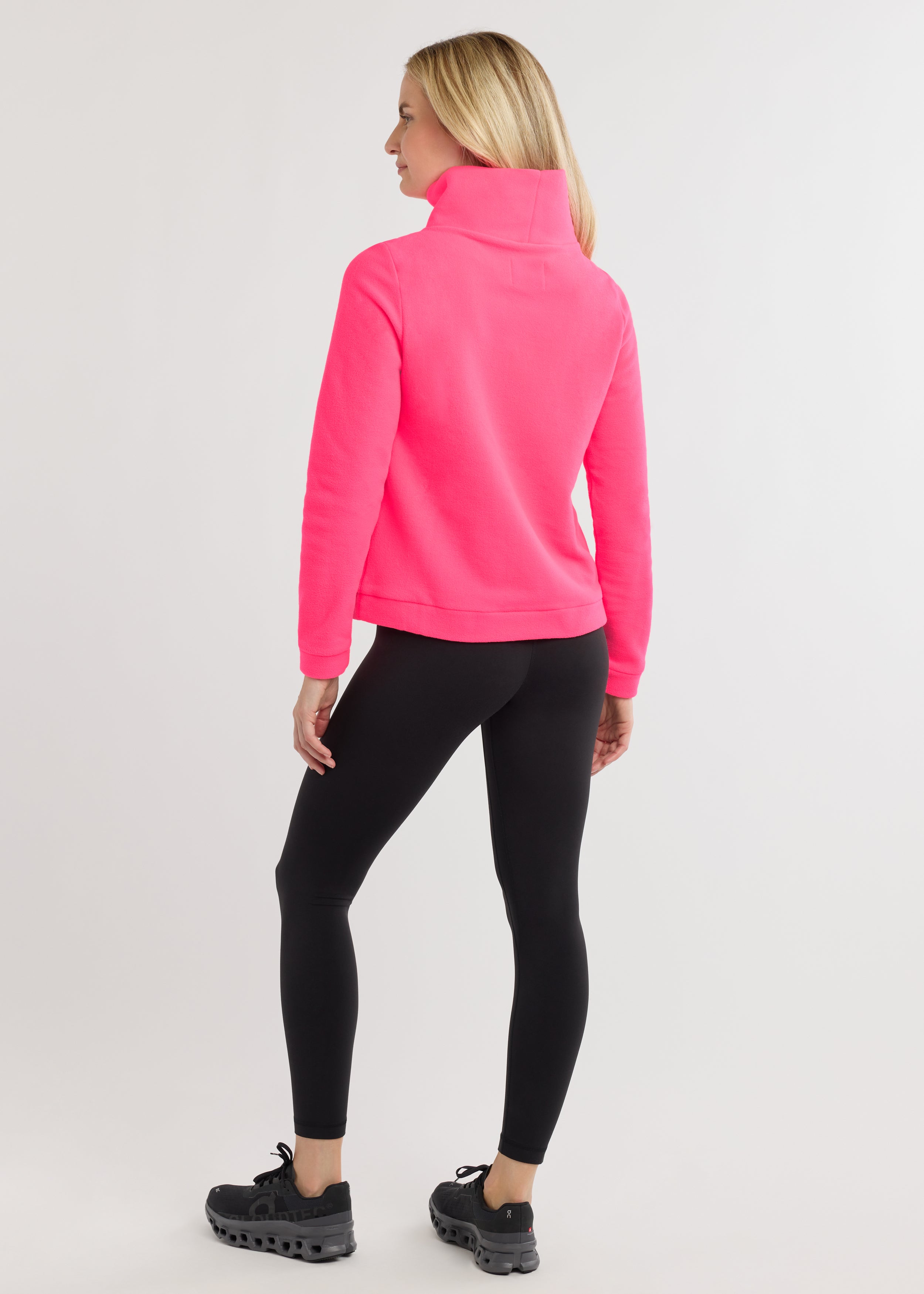 Park Slope Turtleneck in Vello Fleece (Neon Pink) – Dudley Stephens