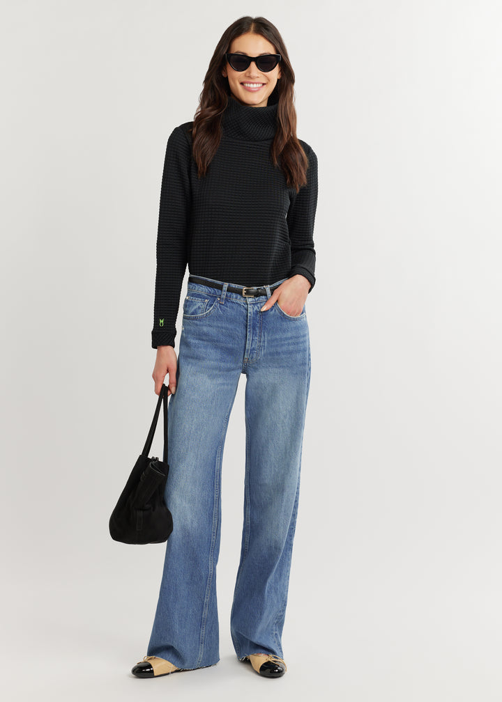 Park Slope Turtleneck in Waffle (Black)