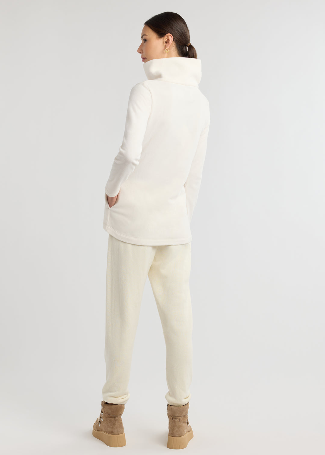 Prospect Pullover in Vello Fleece (Cream)